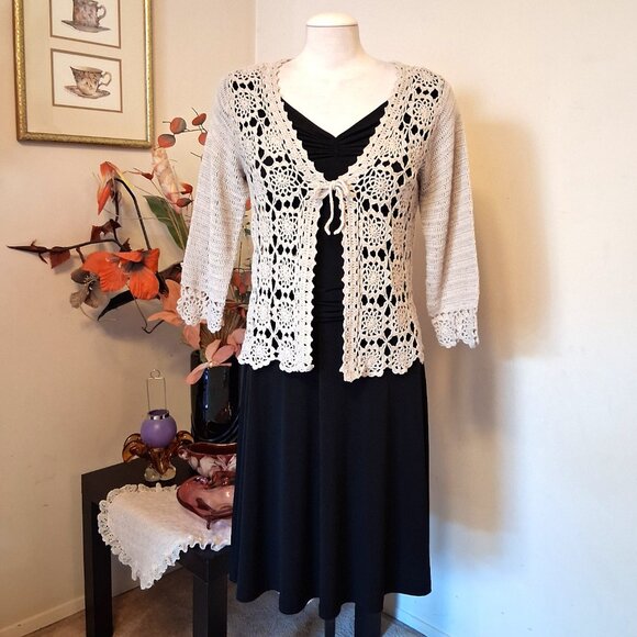 NWOT Jensen Women’s Shrugs Beautiful Beige Floral Crochet Knitwear Sweater M 8 6 - Picture 8 of 9